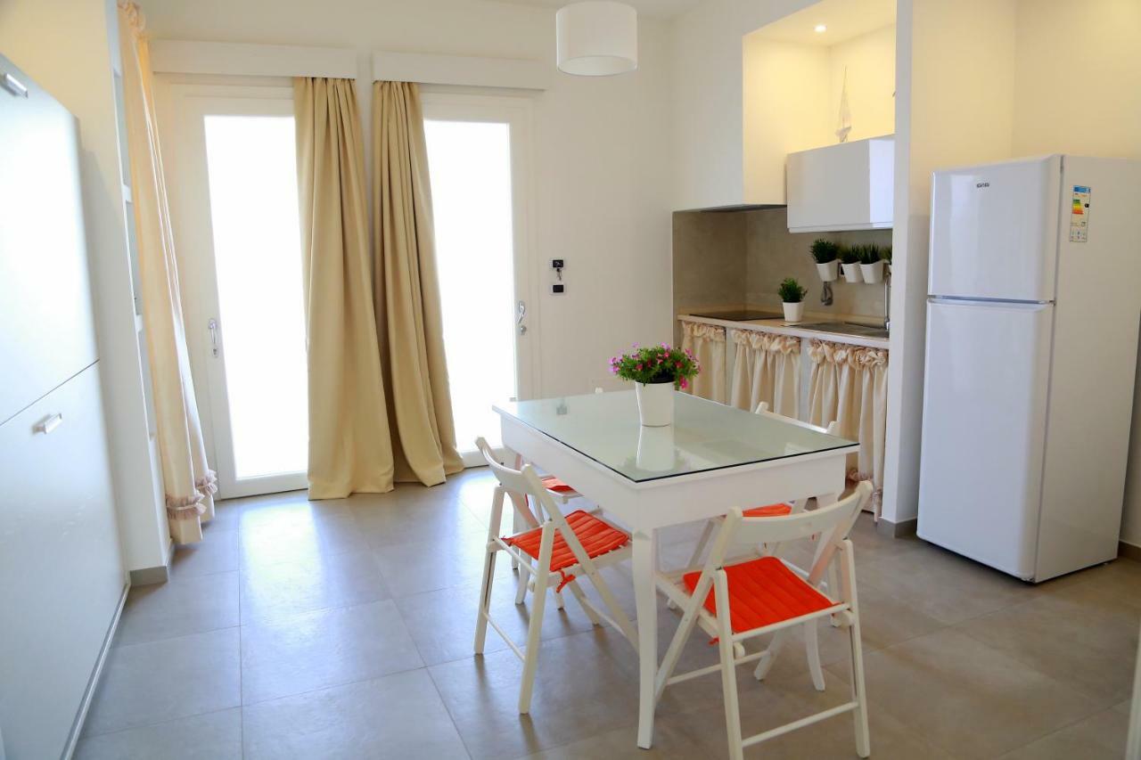 Casa Vacanze Coralloholiday Hotel Torre Lapillo Bagian luar foto